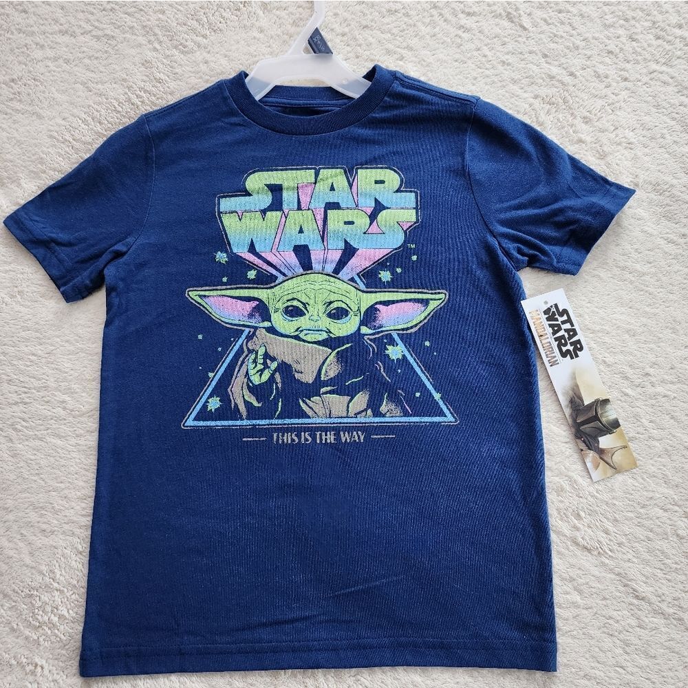NWT BOY'S Star Wars short sleeve T-Shirt "This Is The Way" Baby Yoda size xs4/5